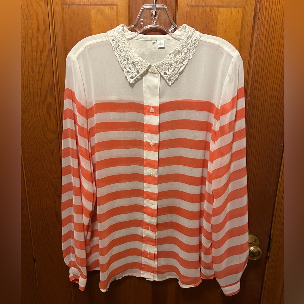 LC Lauren Conrad Striped Blouse with Lace Collar xl